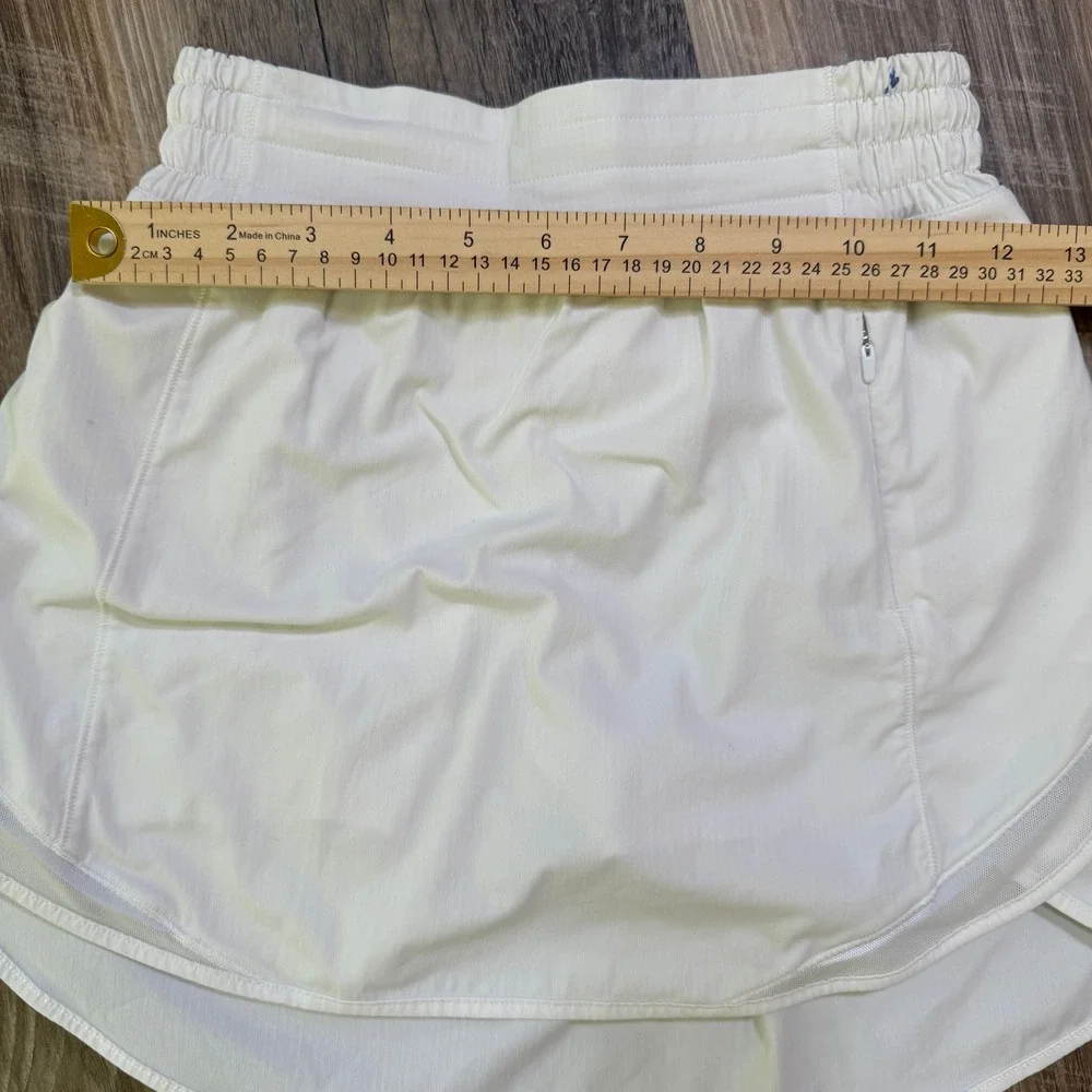 Lululemon‎ Skort Womens 2 White Pace Rival Skirt Athletic Tennis Golf Pickleball
